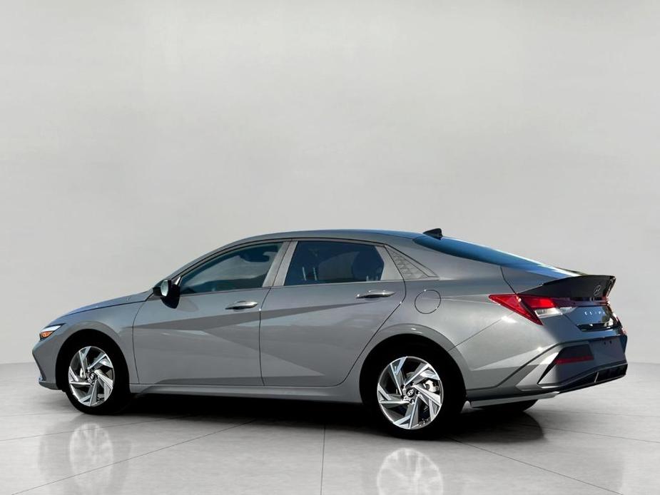 new 2025 Hyundai Elantra car, priced at $23,001