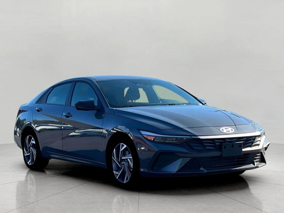 new 2025 Hyundai Elantra car, priced at $23,001