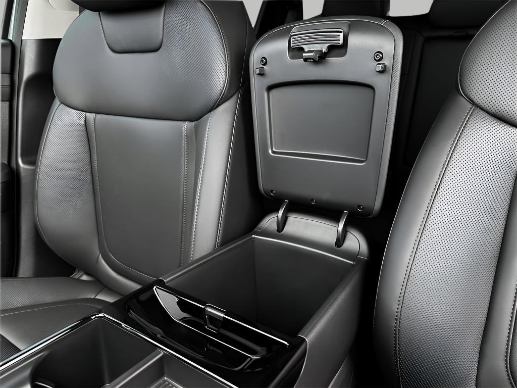 new 2025 Hyundai TUCSON Hybrid car, priced at $35,184