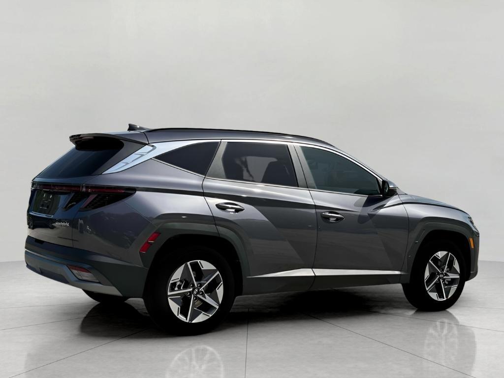 new 2025 Hyundai TUCSON Hybrid car, priced at $35,184