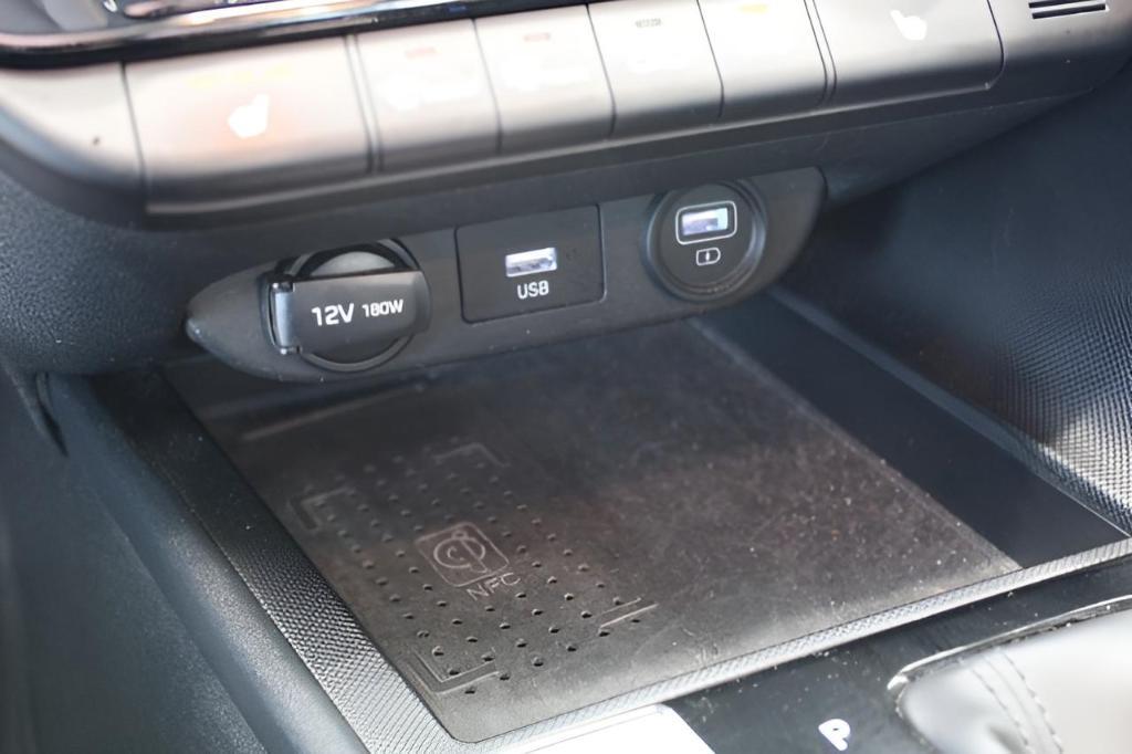used 2022 Hyundai Elantra car, priced at $17,996