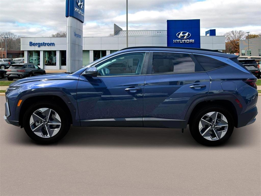 new 2025 Hyundai Tucson car, priced at $33,111