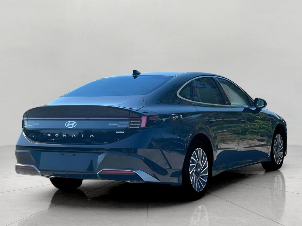 new 2026 Hyundai Sonata Hybrid car, priced at $33,163