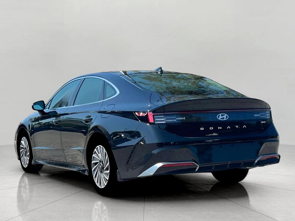 new 2026 Hyundai Sonata Hybrid car, priced at $33,163