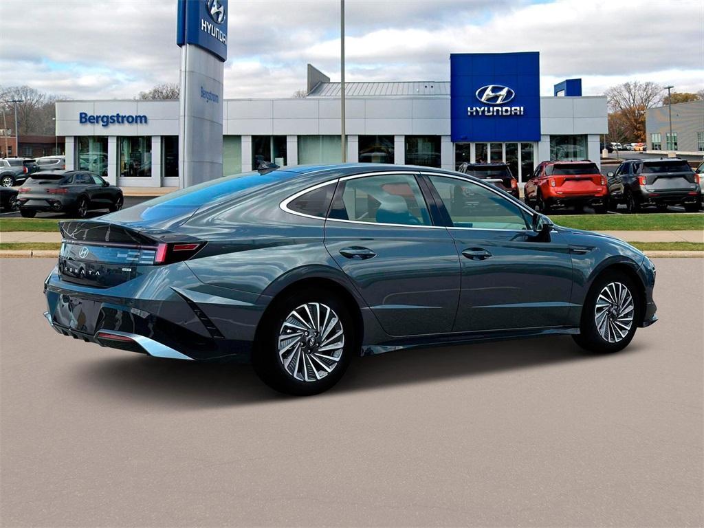 new 2025 Hyundai Sonata Hybrid car, priced at $38,620