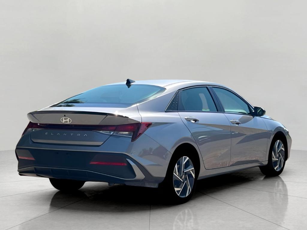 new 2025 Hyundai Elantra car, priced at $24,421