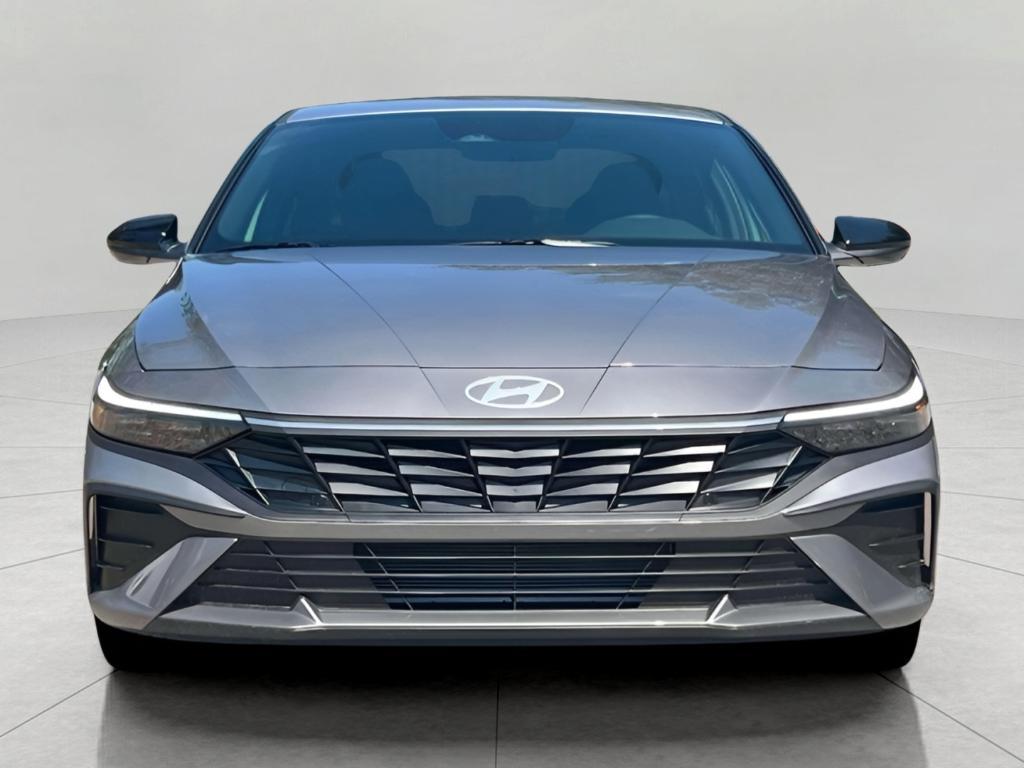 new 2025 Hyundai Elantra car, priced at $24,421