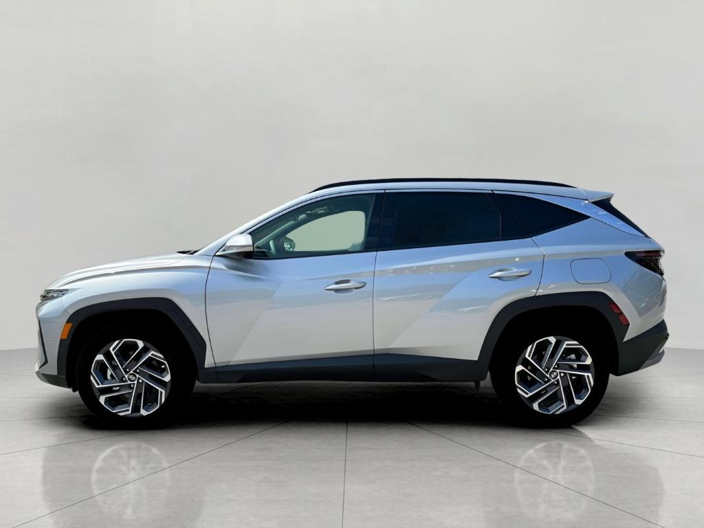 new 2025 Hyundai TUCSON Hybrid car, priced at $41,661