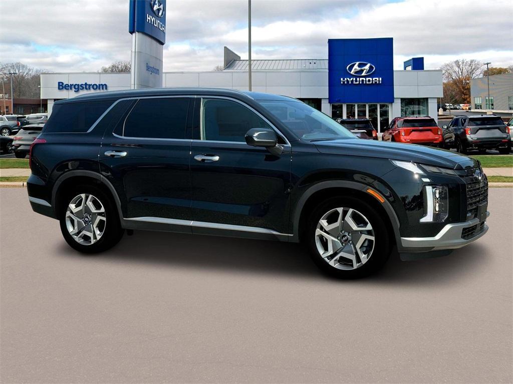 new 2025 Hyundai Palisade car, priced at $46,802