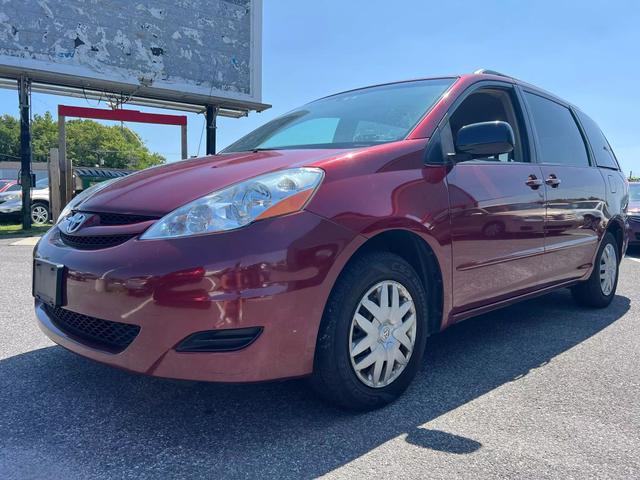 used 2006 Toyota Sienna car, priced at $8,995