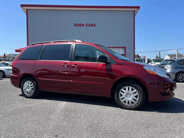 used 2006 Toyota Sienna car, priced at $8,995