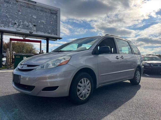 used 2006 Toyota Sienna car, priced at $8,495