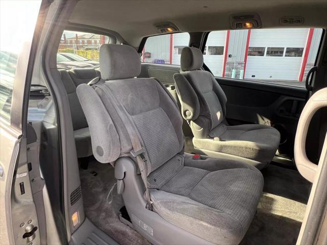 used 2006 Toyota Sienna car, priced at $8,495