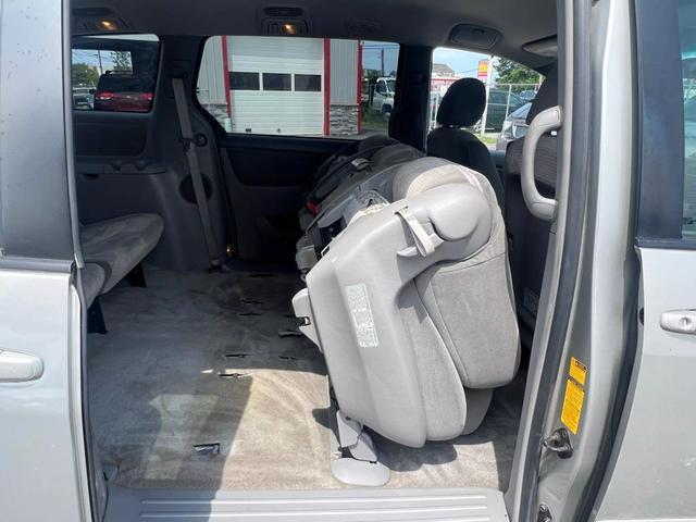 used 2006 Toyota Sienna car, priced at $9,995