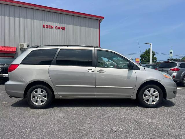 used 2006 Toyota Sienna car, priced at $9,995