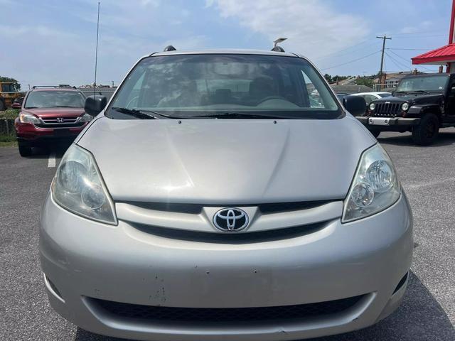 used 2006 Toyota Sienna car, priced at $9,995