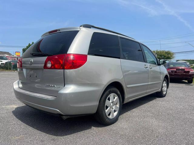 used 2006 Toyota Sienna car, priced at $9,995