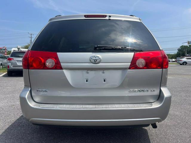 used 2006 Toyota Sienna car, priced at $9,995