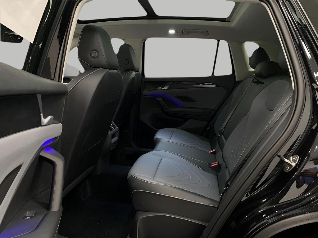 new 2025 Volkswagen Tiguan car, priced at $36,465