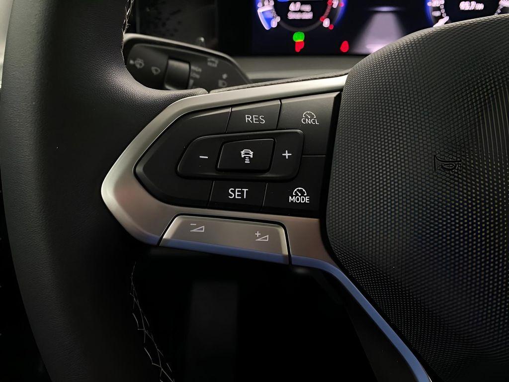 new 2025 Volkswagen Tiguan car, priced at $36,465