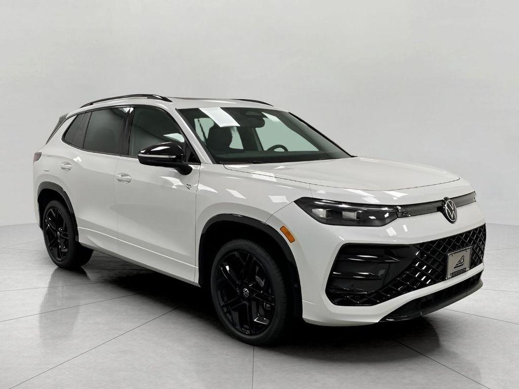 new 2025 Volkswagen Tiguan car, priced at $39,066