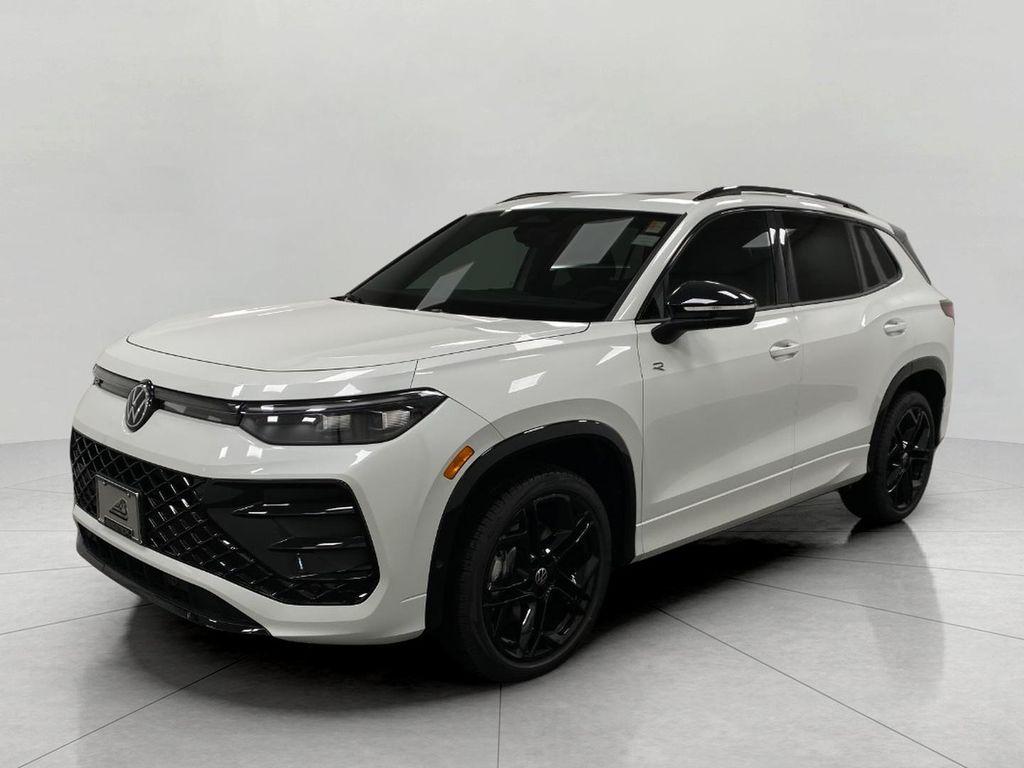 new 2025 Volkswagen Tiguan car, priced at $39,066