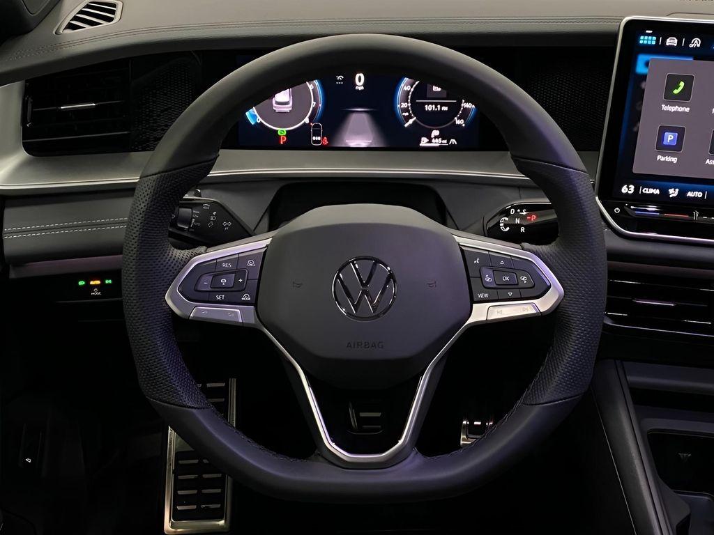 new 2025 Volkswagen Tiguan car, priced at $39,066