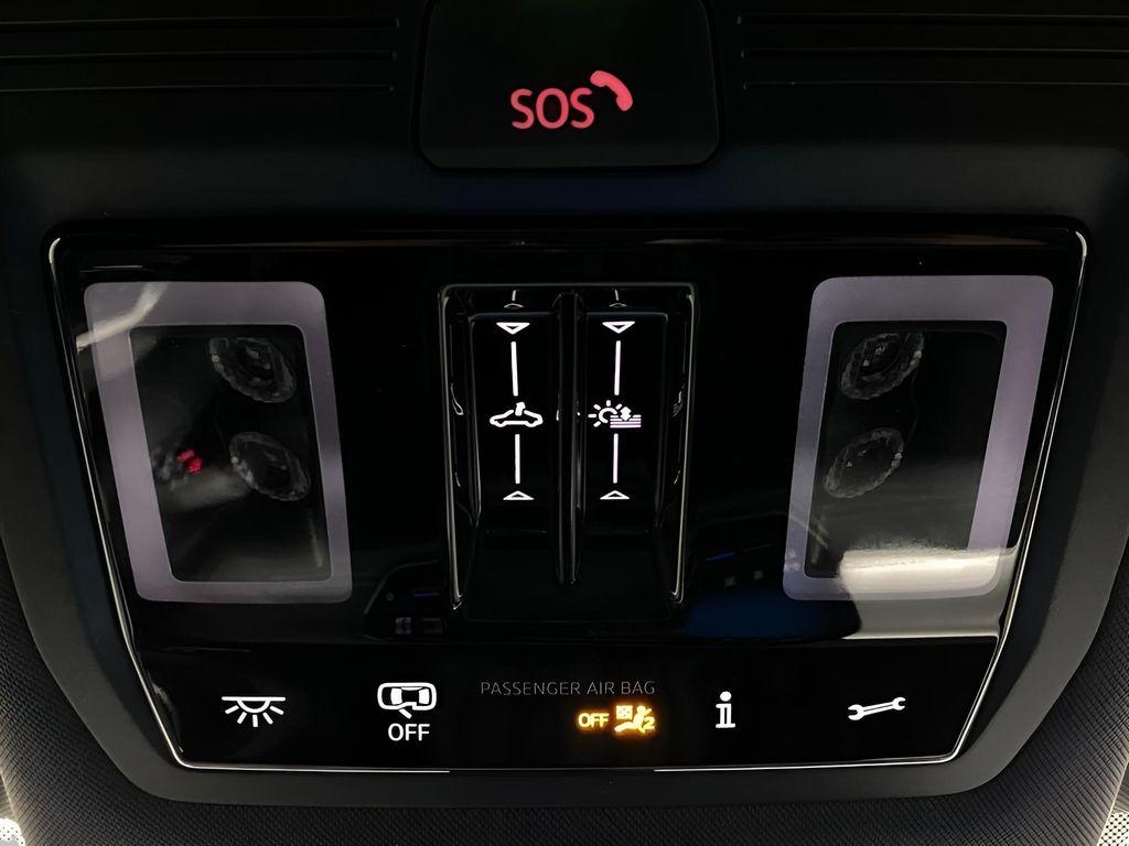 new 2025 Volkswagen Tiguan car, priced at $39,066