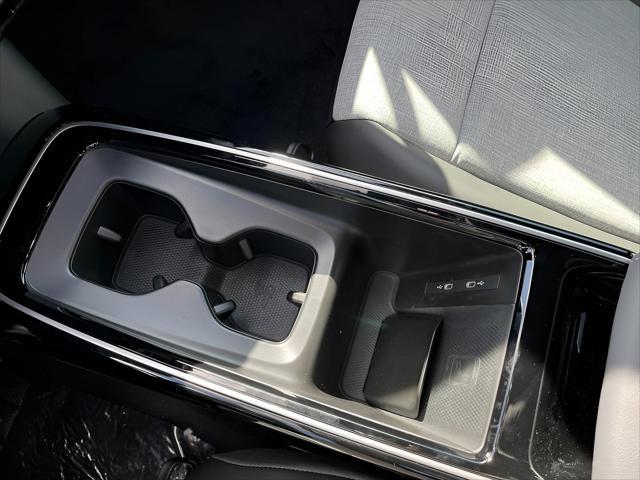 new 2025 Volkswagen ID.4 car, priced at $44,410