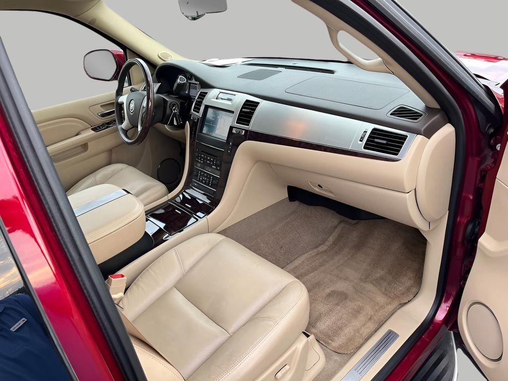 used 2011 Cadillac Escalade car, priced at $23,999