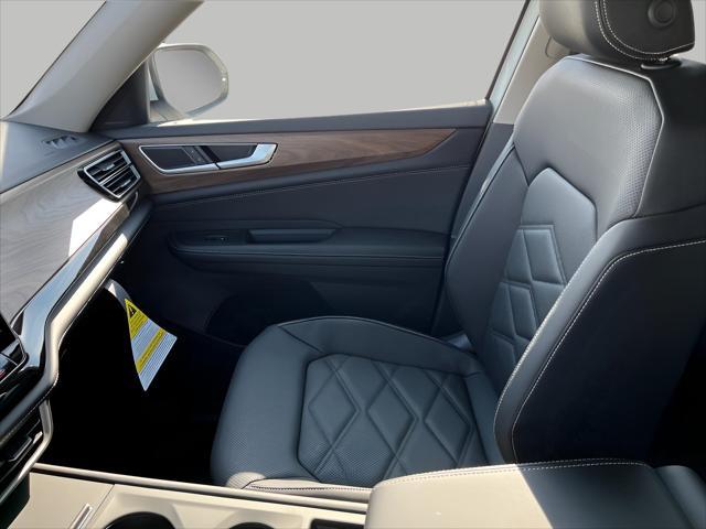 new 2025 Volkswagen Atlas car, priced at $37,166