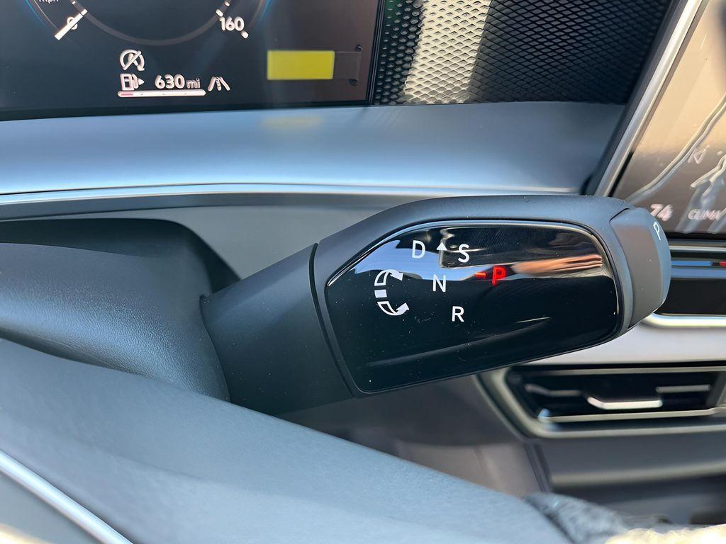 new 2025 Volkswagen Tiguan car, priced at $38,632