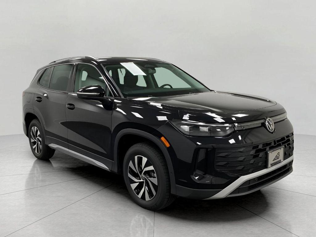 new 2025 Volkswagen Tiguan car, priced at $32,398