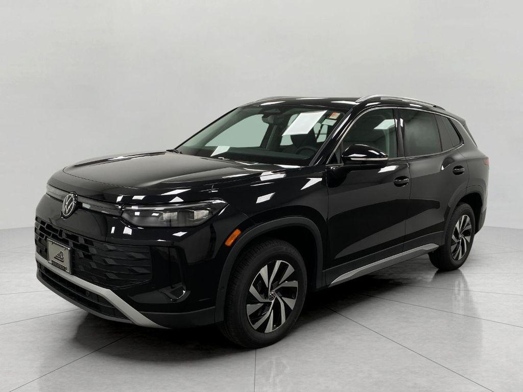 new 2025 Volkswagen Tiguan car, priced at $32,398