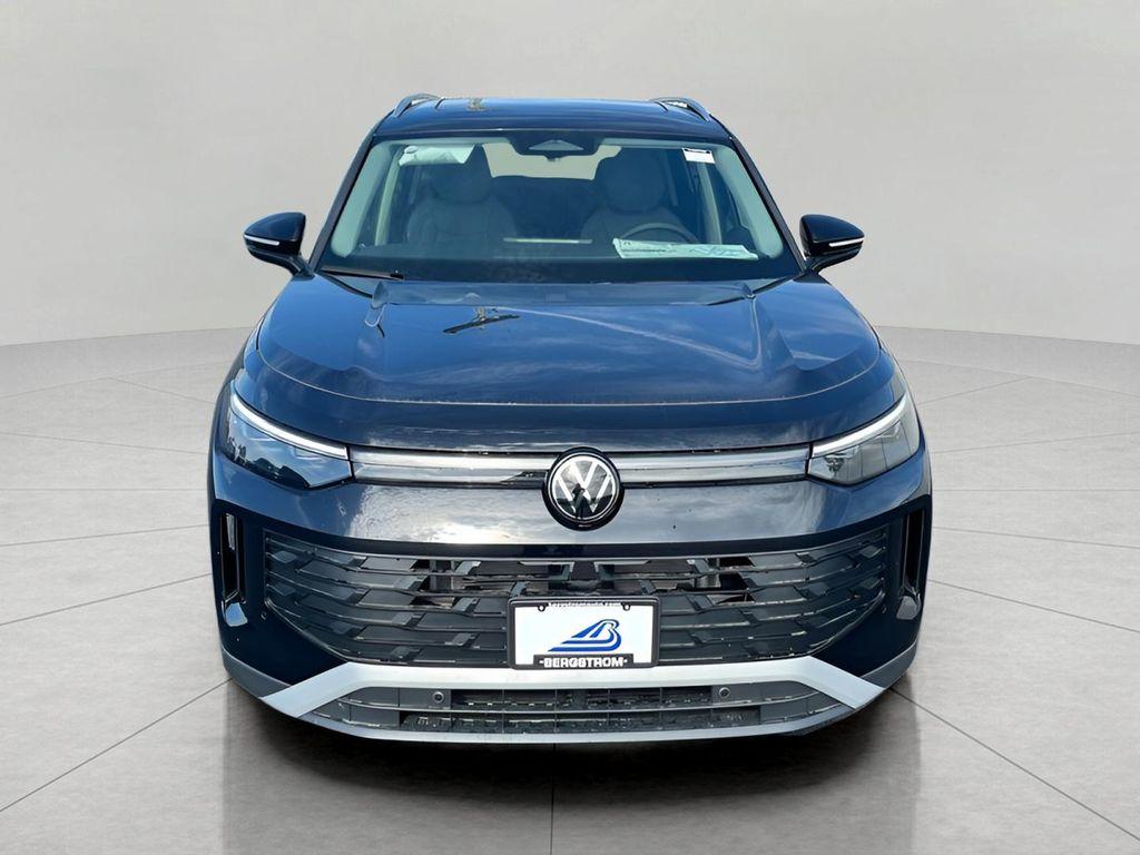 new 2025 Volkswagen Tiguan car, priced at $35,716