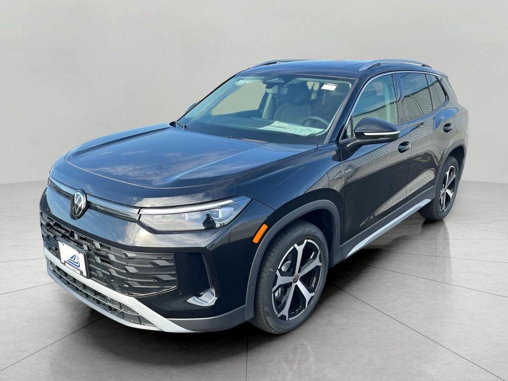 new 2025 Volkswagen Tiguan car, priced at $35,716