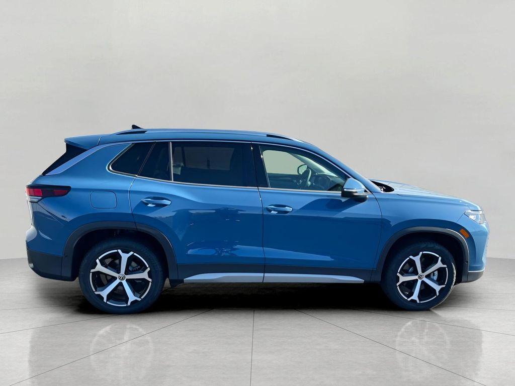 new 2025 Volkswagen Tiguan car, priced at $36,794