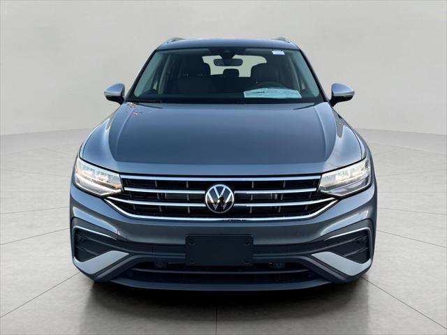 new 2024 Volkswagen Tiguan car, priced at $30,091