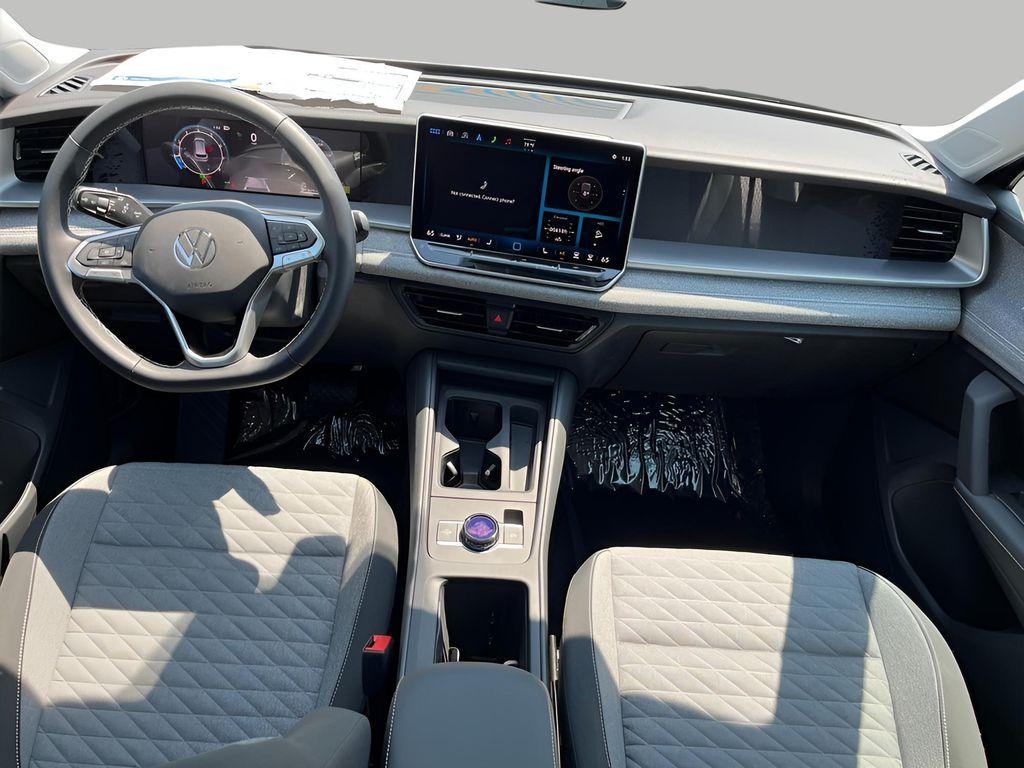 new 2025 Volkswagen Tiguan car, priced at $31,428