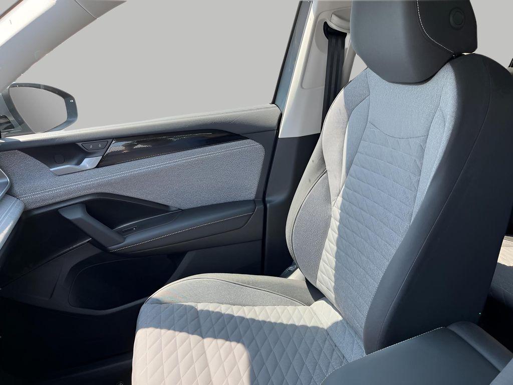 new 2025 Volkswagen Tiguan car, priced at $31,428