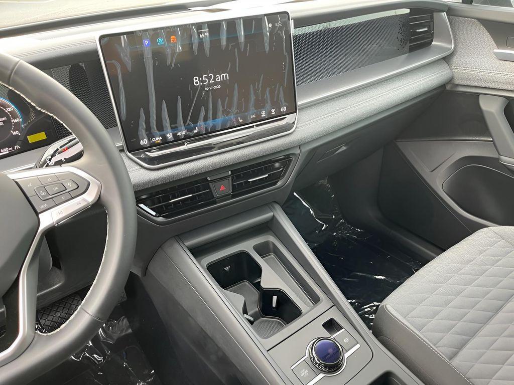 new 2025 Volkswagen Tiguan car, priced at $31,175