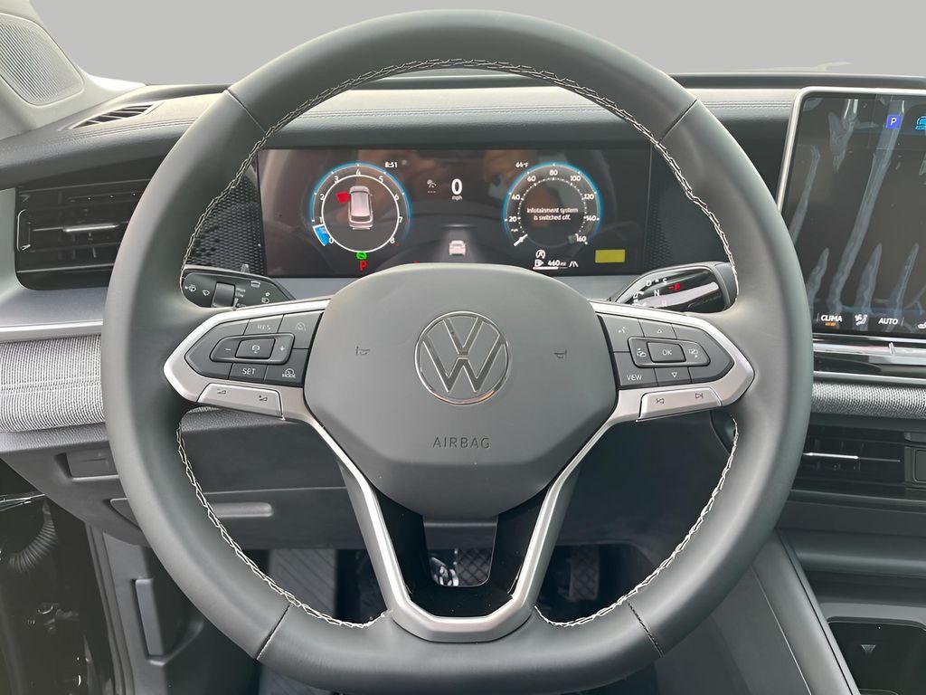 new 2025 Volkswagen Tiguan car, priced at $31,175