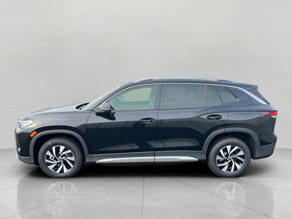 new 2025 Volkswagen Tiguan car, priced at $31,175