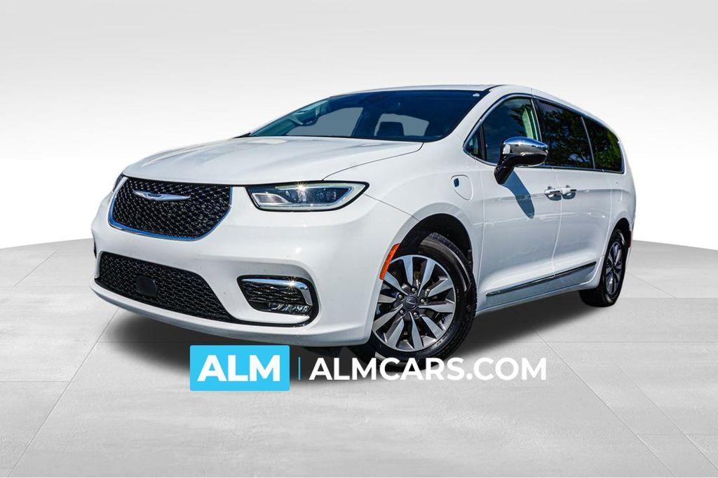 used 2023 Chrysler Pacifica Hybrid car, priced at $26,420