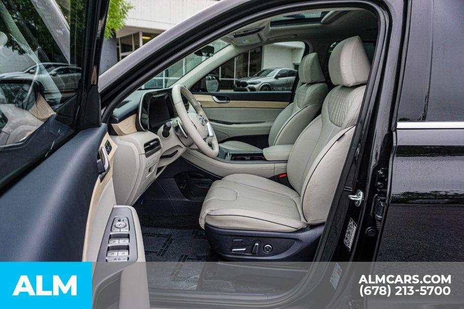 used 2024 Hyundai Palisade car, priced at $38,960
