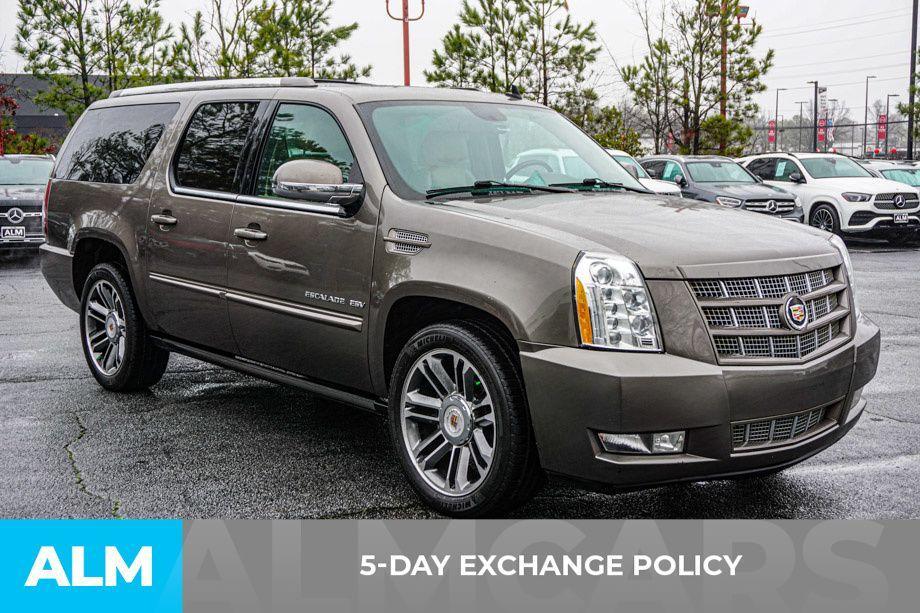 used 2013 Cadillac Escalade ESV car, priced at $14,920