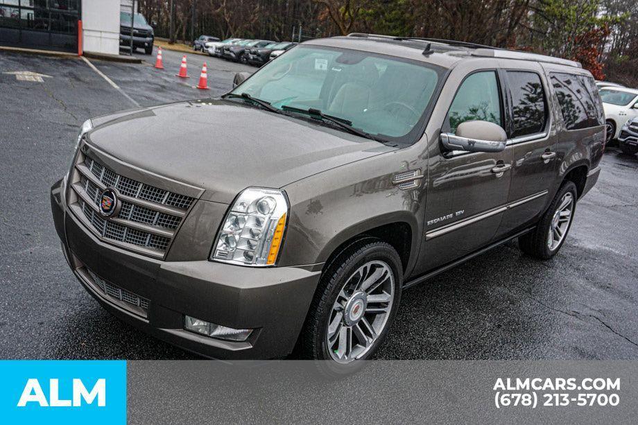 used 2013 Cadillac Escalade ESV car, priced at $14,920