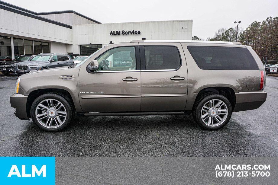 used 2013 Cadillac Escalade ESV car, priced at $14,920