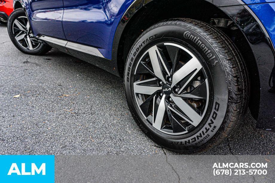 used 2023 Kia Sorento car, priced at $21,960