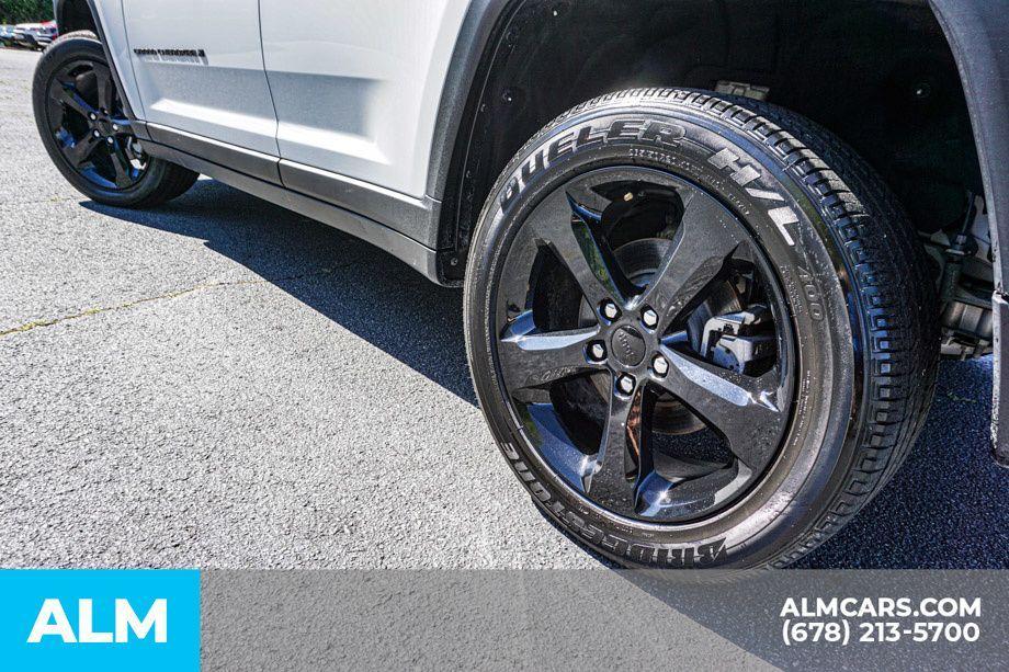 used 2023 Jeep Grand Cherokee car, priced at $31,420